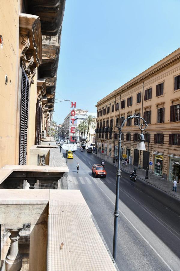 Hotel Mamamia #Teatro Biondo Palermo Exterior foto