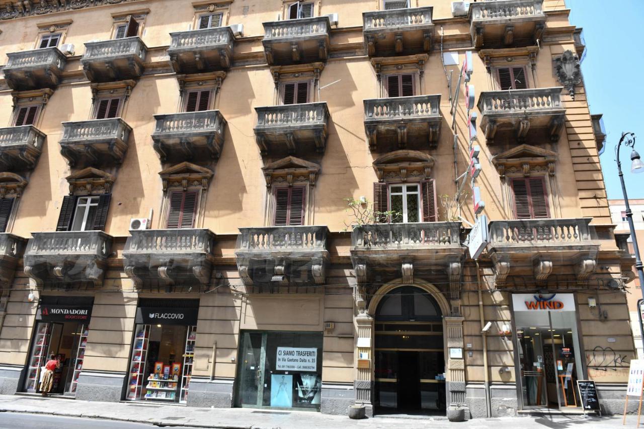 Hotel Mamamia #Teatro Biondo Palermo Exterior foto